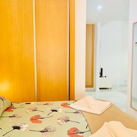 Homely Malaga Parras Con Terraza Interior Y Parking Privado Bajo Suplemento Buitenkant foto