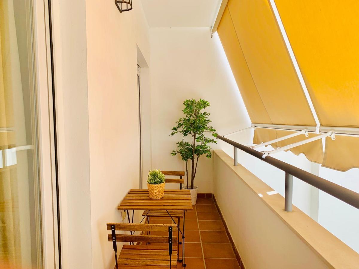 Homely Malaga Parras Con Terraza Interior Y Parking Privado Bajo Suplemento Buitenkant foto