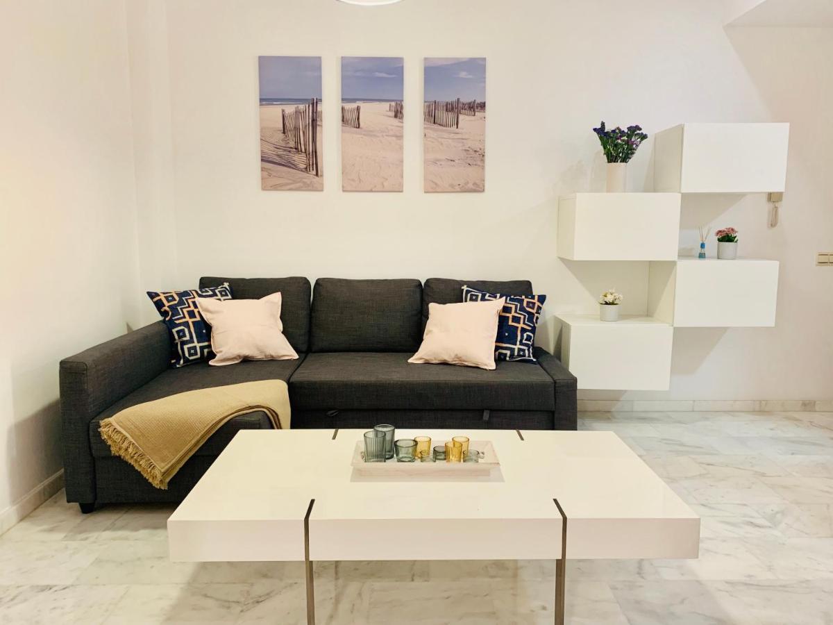 Homely Malaga Parras Con Terraza Interior Y Parking Privado Bajo Suplemento Buitenkant foto