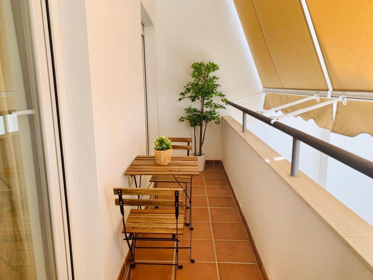 Homely Malaga Parras Con Terraza Interior Y Parking Privado Bajo Suplemento Buitenkant foto