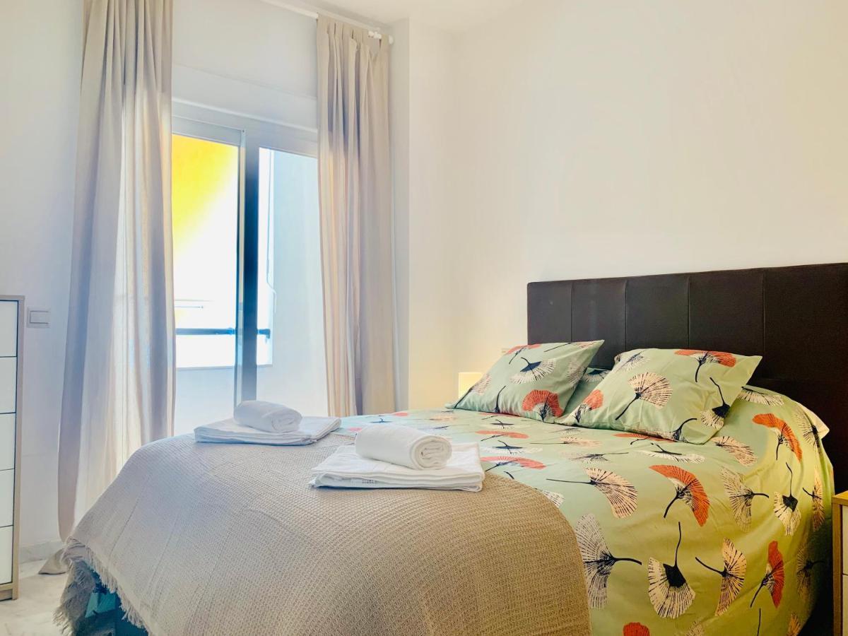 Homely Malaga Parras Con Terraza Interior Y Parking Privado Bajo Suplemento Buitenkant foto