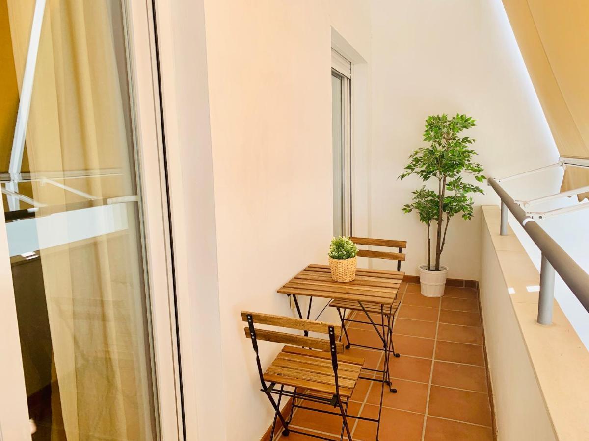 Homely Malaga Parras Con Terraza Interior Y Parking Privado Bajo Suplemento Buitenkant foto