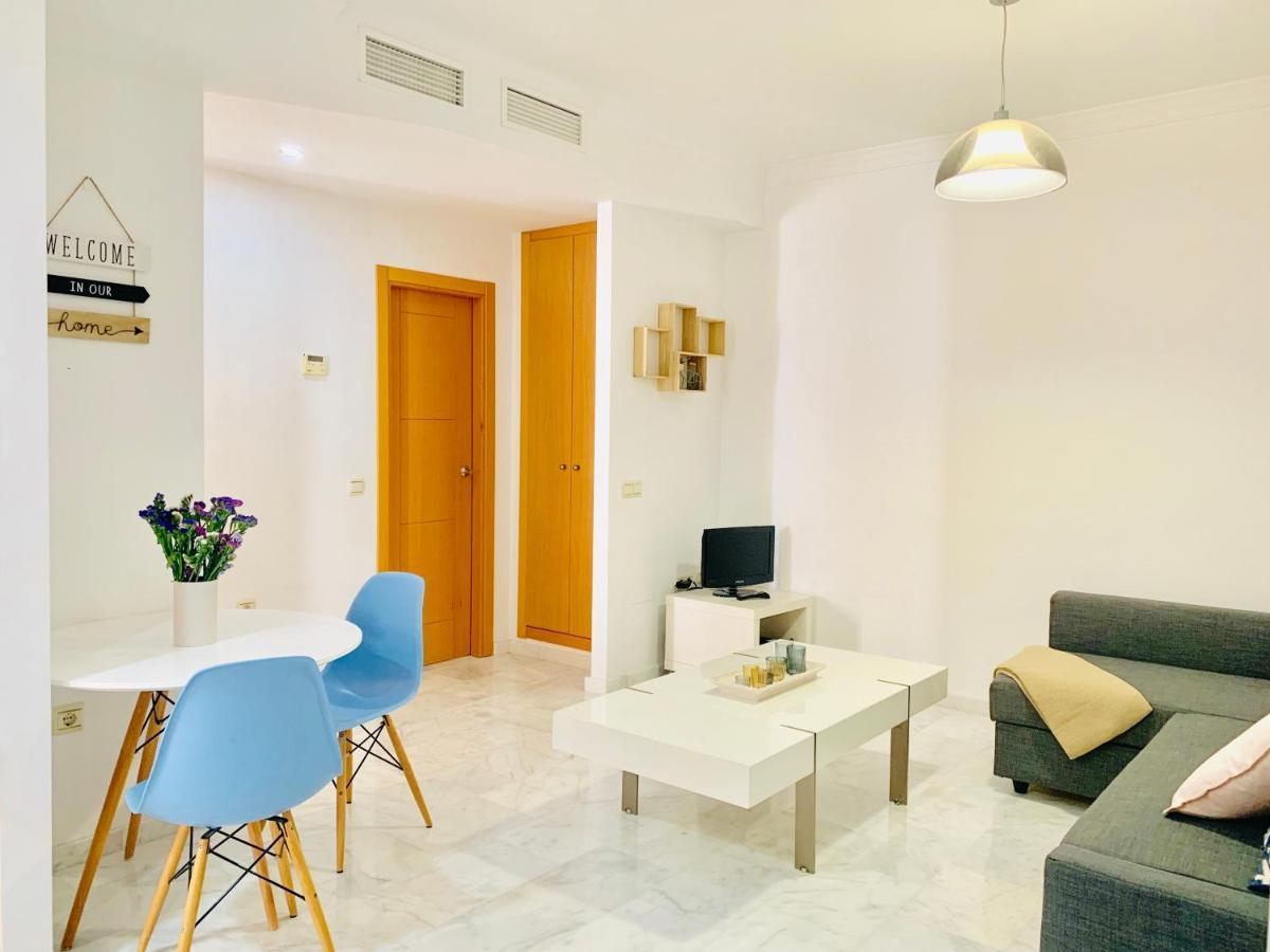 Homely Malaga Parras Con Terraza Interior Y Parking Privado Bajo Suplemento Buitenkant foto