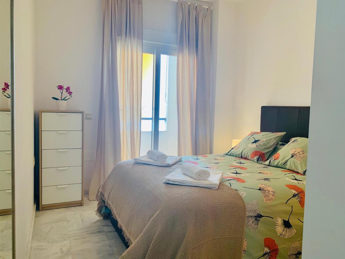Homely Malaga Parras Con Terraza Interior Y Parking Privado Bajo Suplemento Buitenkant foto