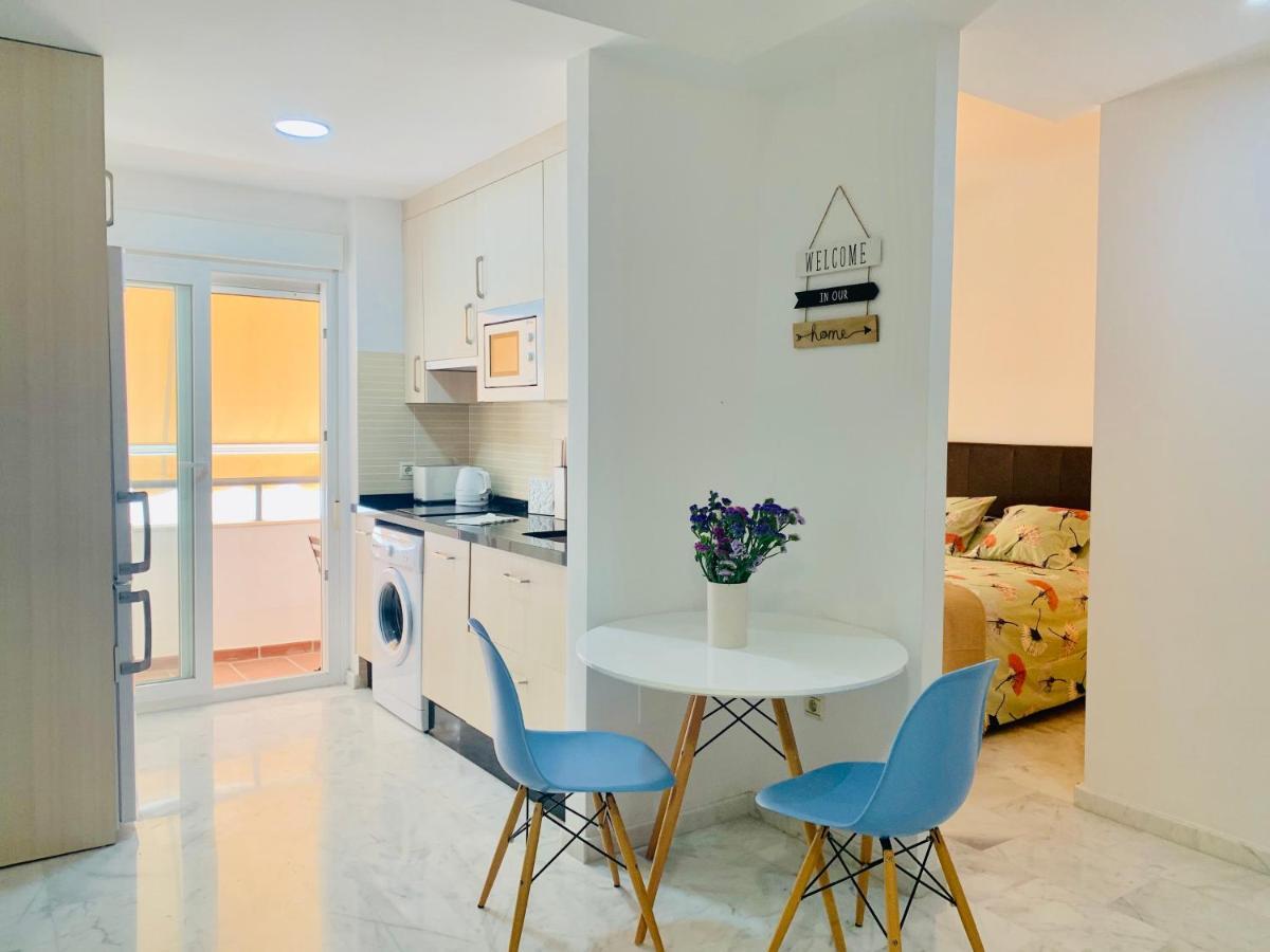 Homely Malaga Parras Con Terraza Interior Y Parking Privado Bajo Suplemento Buitenkant foto